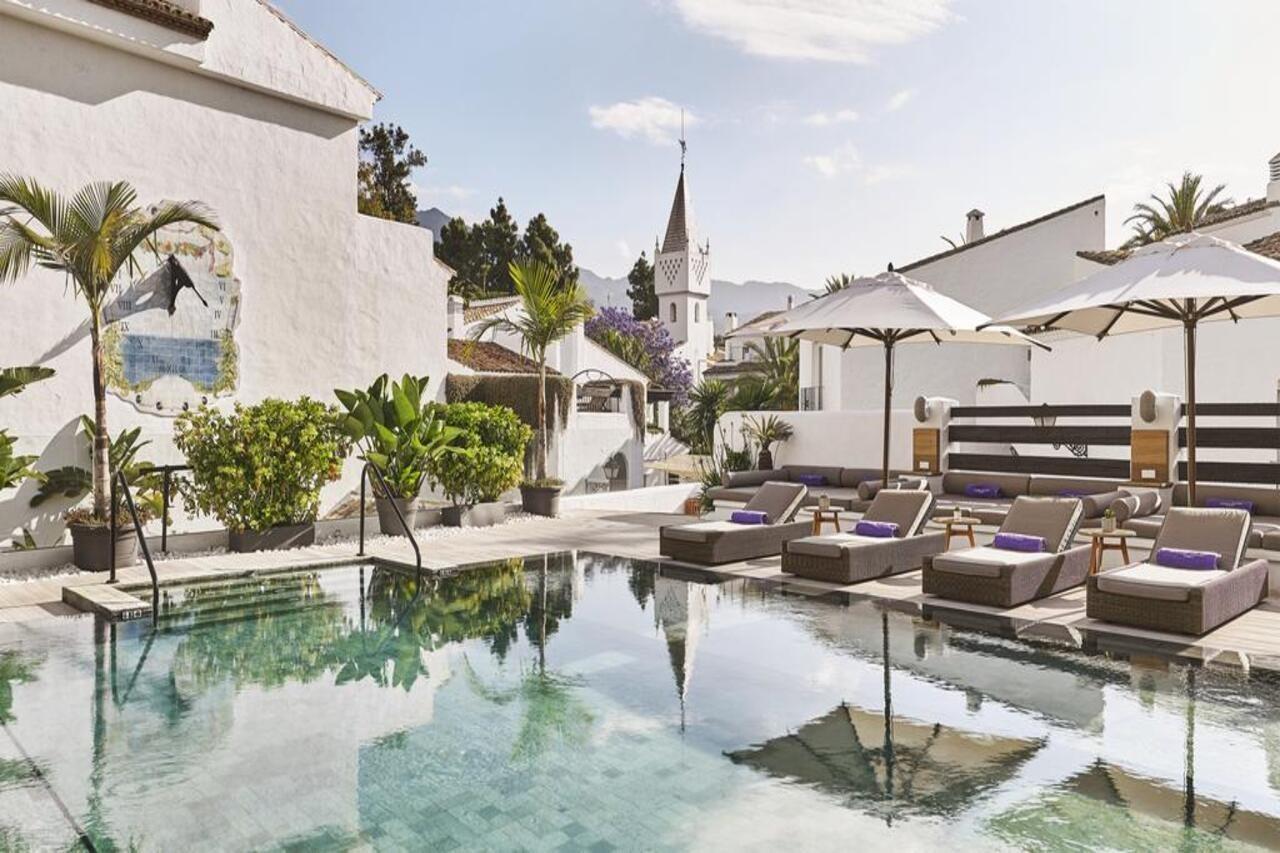 Nobu Hotel Marbella (Adults Only) Exterior foto The hotel's pool