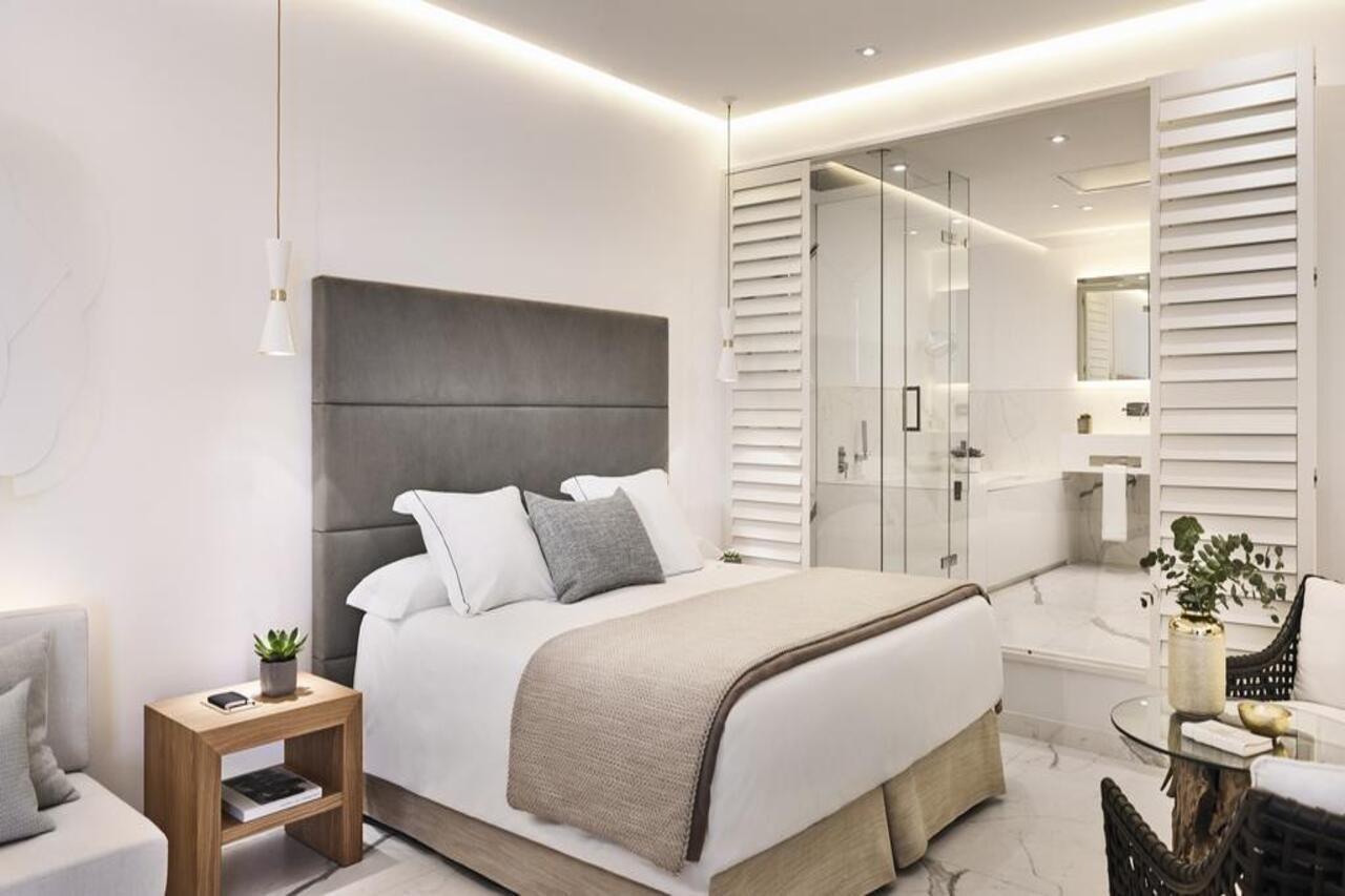 Nobu Hotel Marbella (Adults Only) Exterior foto A room at the hotel
