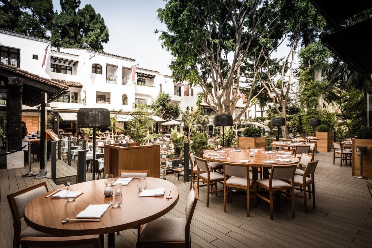 Nobu Hotel Marbella (Adults Only) Exterior foto The patio at the restaurant