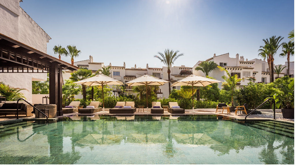Nobu Hotel Marbella (Adults Only) Exterior foto The Hotel's pool