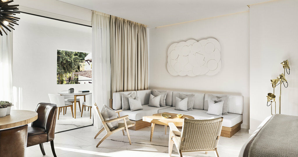 Nobu Hotel Marbella (Adults Only) Exterior foto Interior of a suite at the Mandarin Oriental, Munich